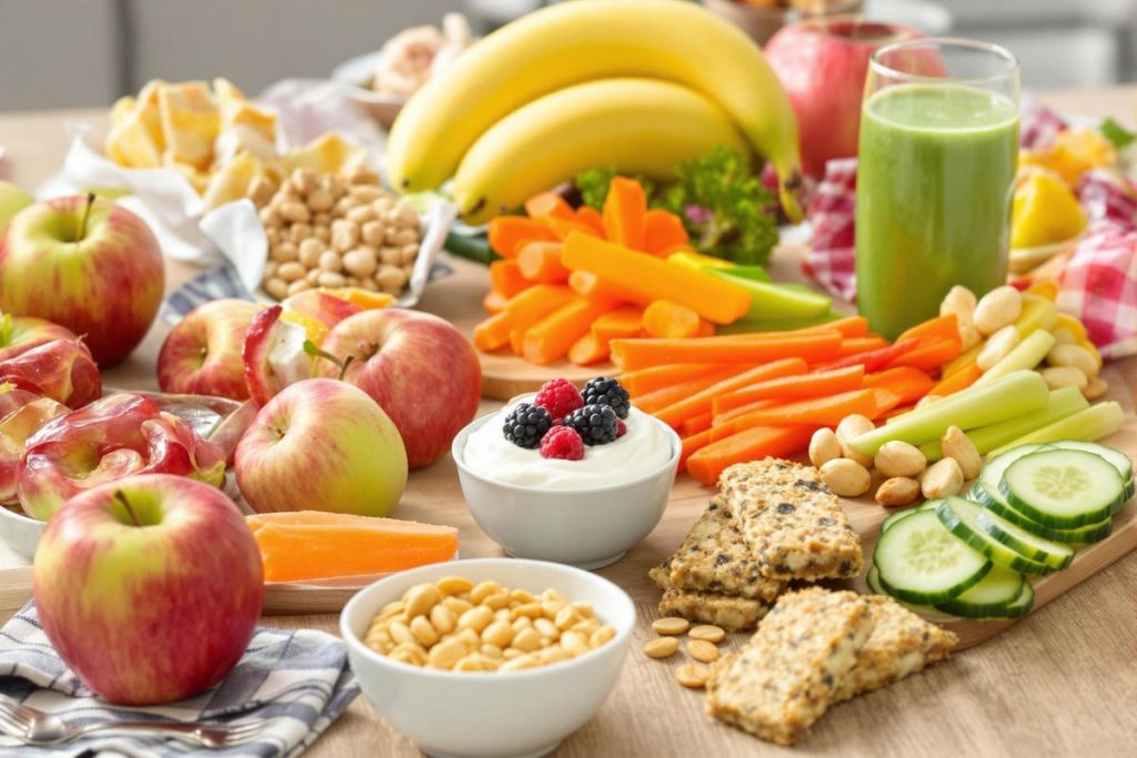 top-10-des-snacks-sains-emporter-la-salle-ou-au-bureau-reborn-fitness